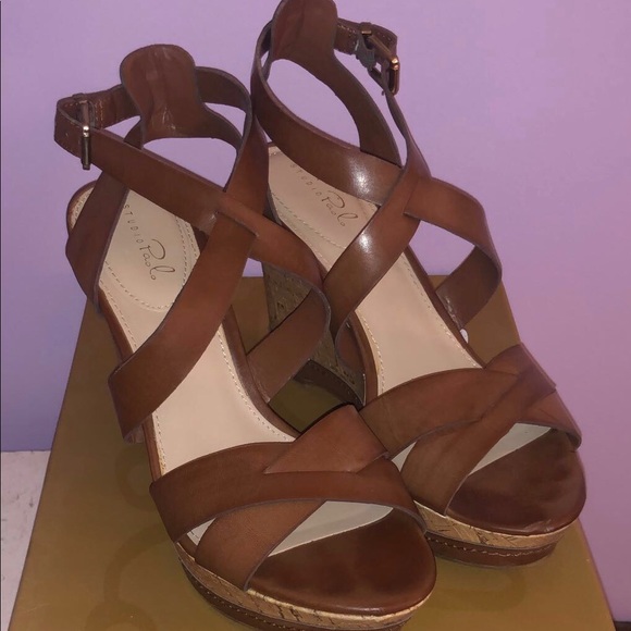 Brown sandals - Picture 1 of 2